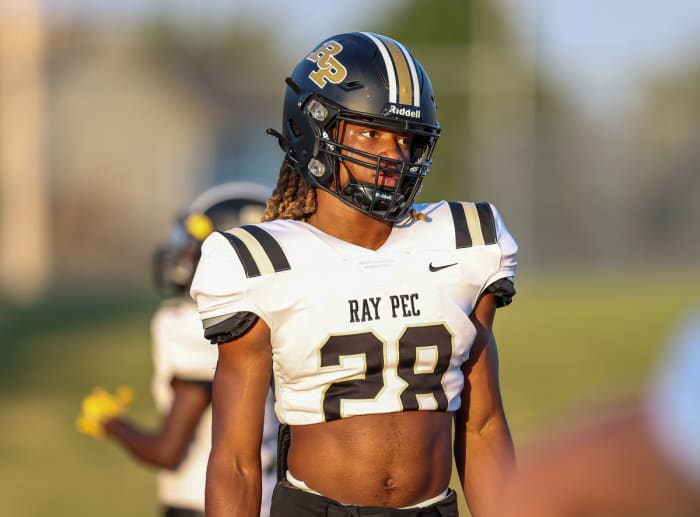 Raymore-Peculiar at Lee's Summit North Missouri football 9-29-23 David Smith 23745